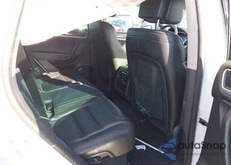 2014 Volkswagen Touareg 3.6L Lux из США, поврежденный, VIN WVGEF9BP6ED003600